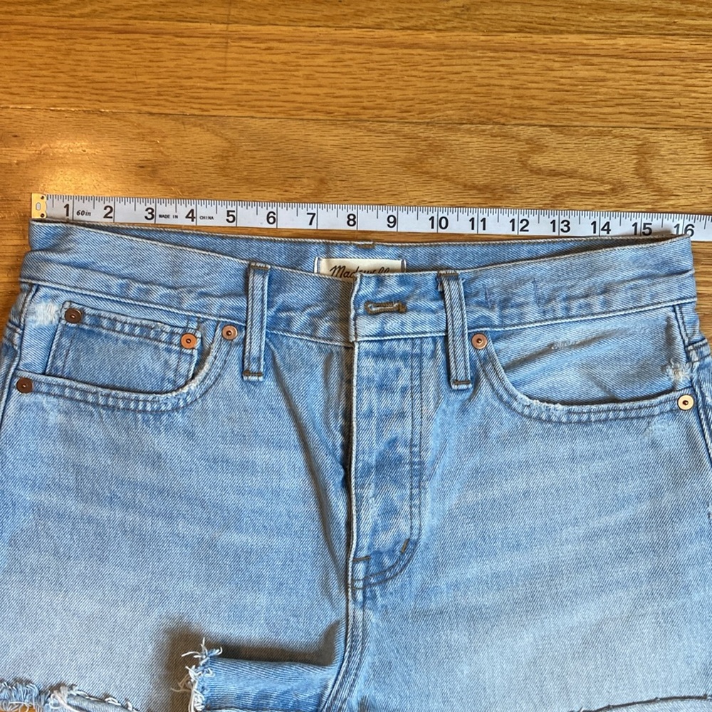 NWOT Madewell Relaxed Denim Shorts. Size 26 - Picture 8 of 13